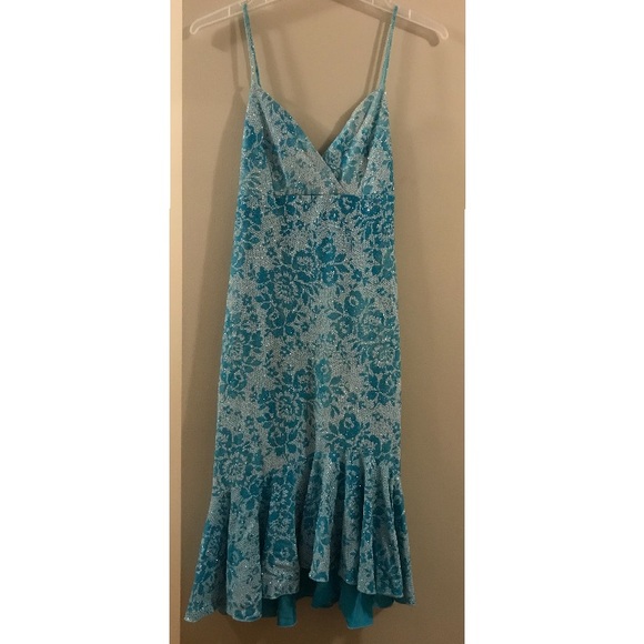 🌺 Super Cute Turquoise Dress 🌺 - Picture 1 of 3